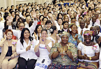 SGI members from 24 countries and territories attend the April 2010 monthly leaders' meeting