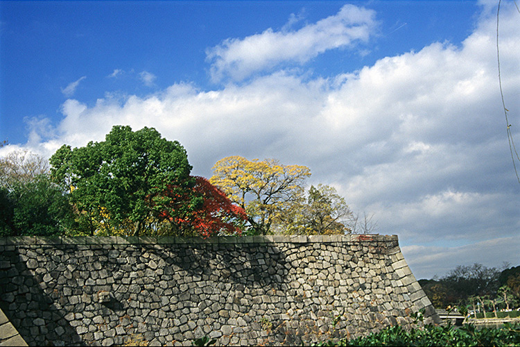 <b></b> Osaka, Japan (November 1997)