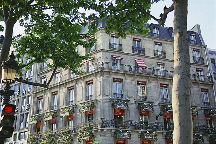 <b></b> Paris, France (June 1989)